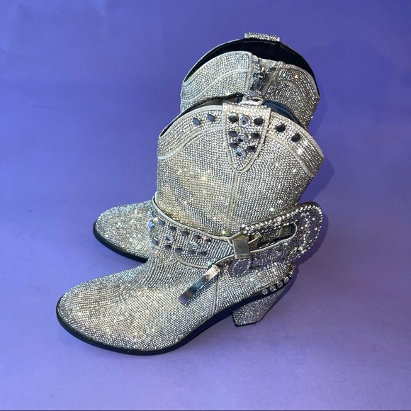 Diamond rhinestone ankle cowboy boots - Picture 5 of 5
